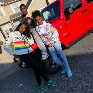 Meet your Posher, Candice